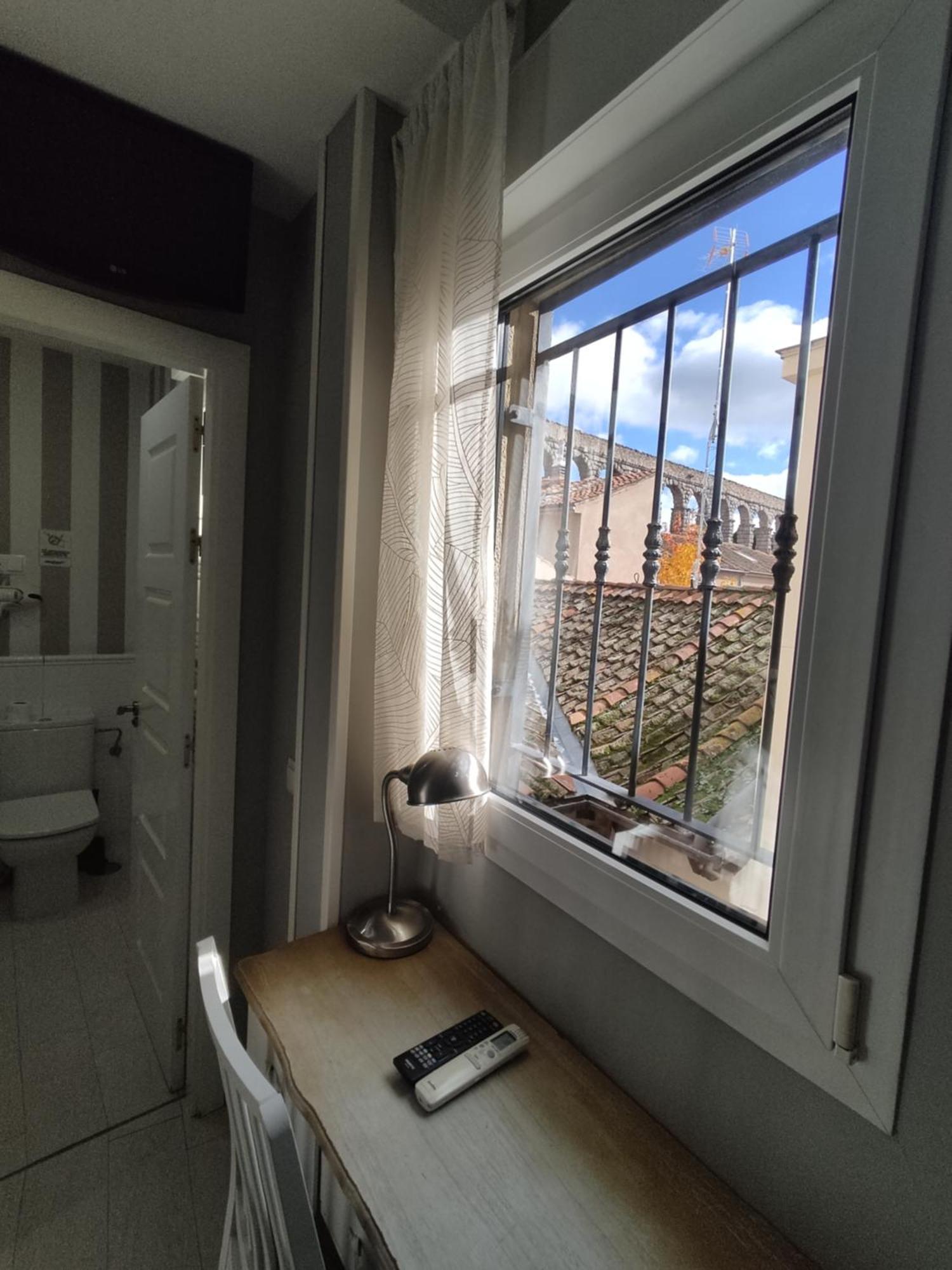 Hospedaje San Francisco セゴビア 部屋 写真